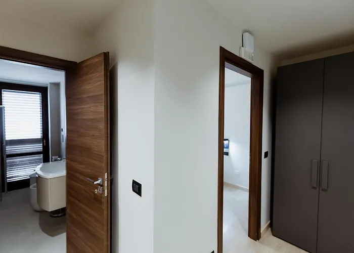 Mazzini Apartments Sikania
