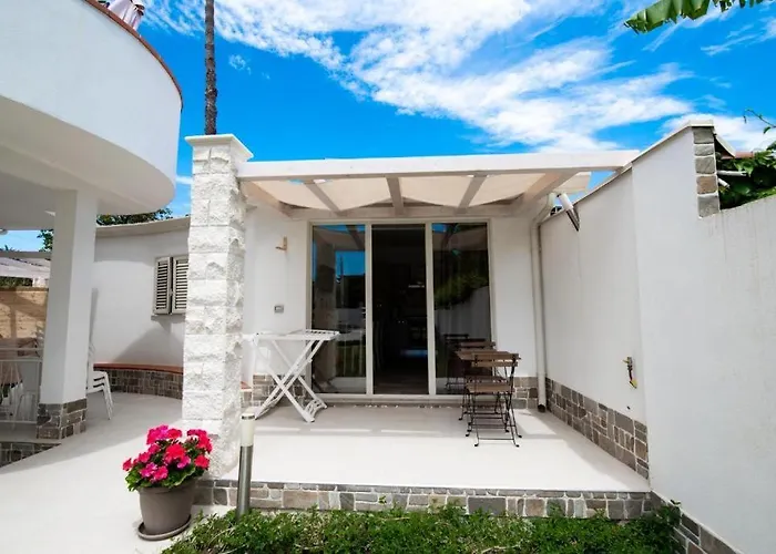 Villa Marika