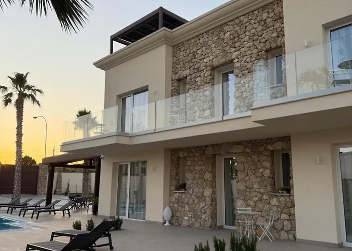 Limonaia Luxury Villa