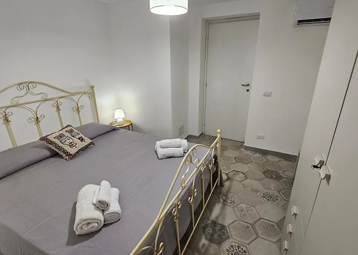 Jasmine House Apartament 8 Pax Ustica