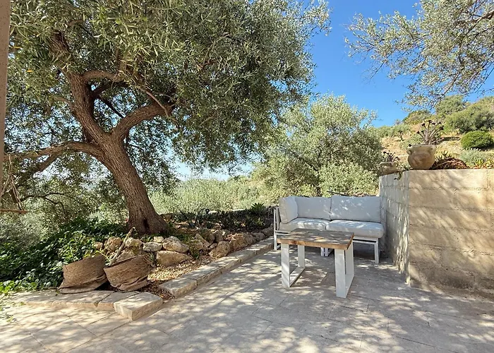 Azalo Country House