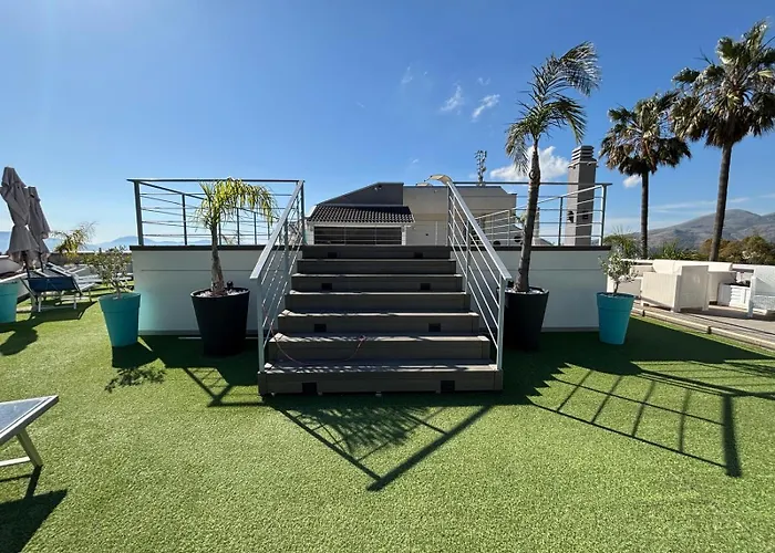 New River Hotel