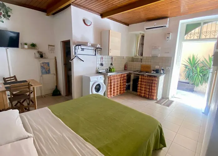Gargallo Apartments