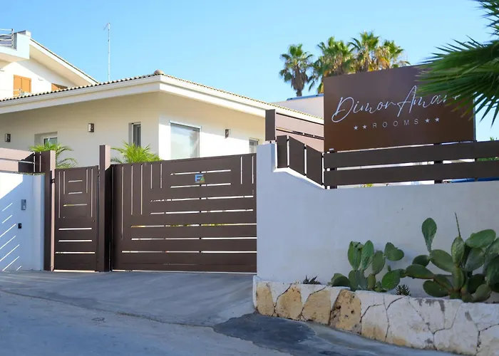 Dimoramare Luxury Beb Pool And Beach