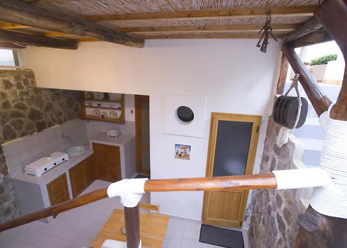 B&B Da Luca Panarea