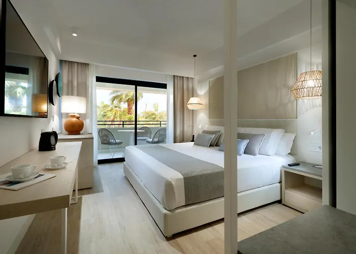 The Signature Level At Grand Palladium Sicilia Resort & Spa