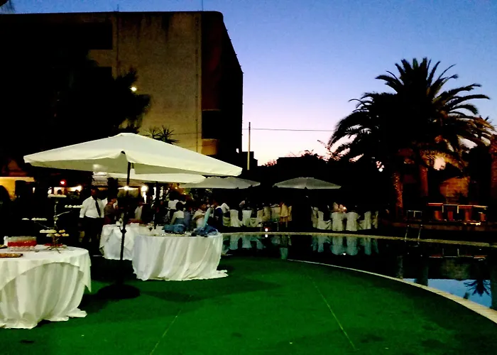 Hotel Akrabello