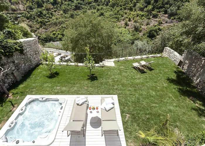 Locanda Don Serafino Historical Boutique Hotel