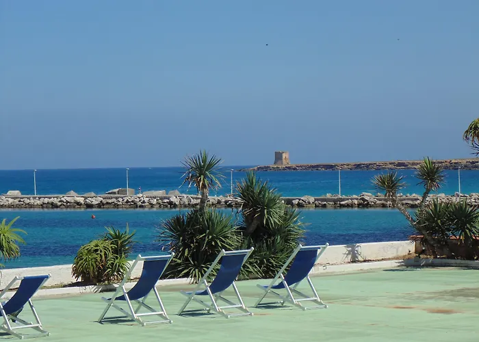 Palm Beach Hotel