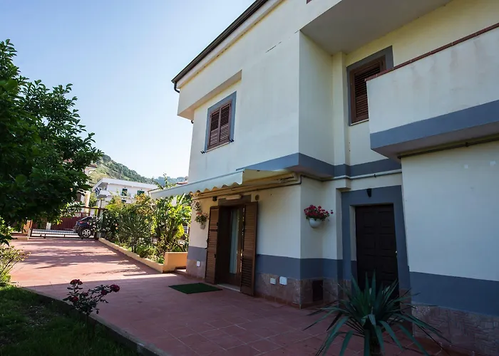 Villa Saturno