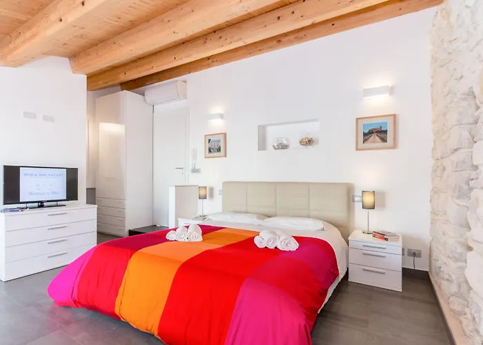 B&B Bianco E Blu