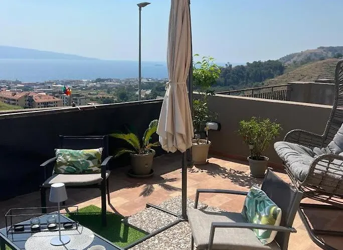 Gardenie Home: delizioso villino vista mare