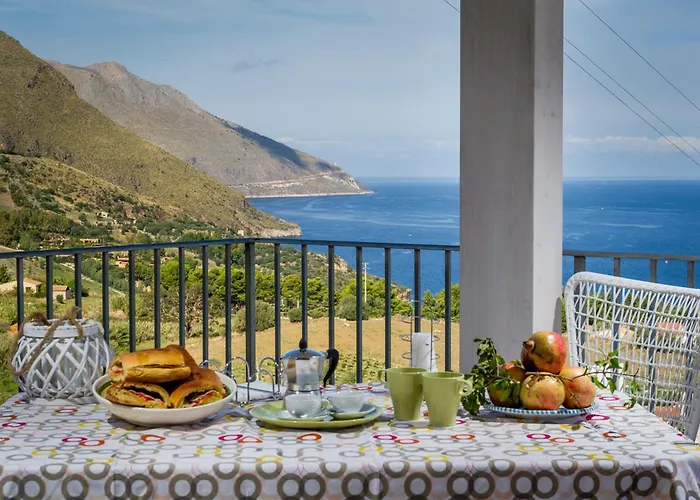 Villa Rosaria vicino la Riserva dello Zingaro