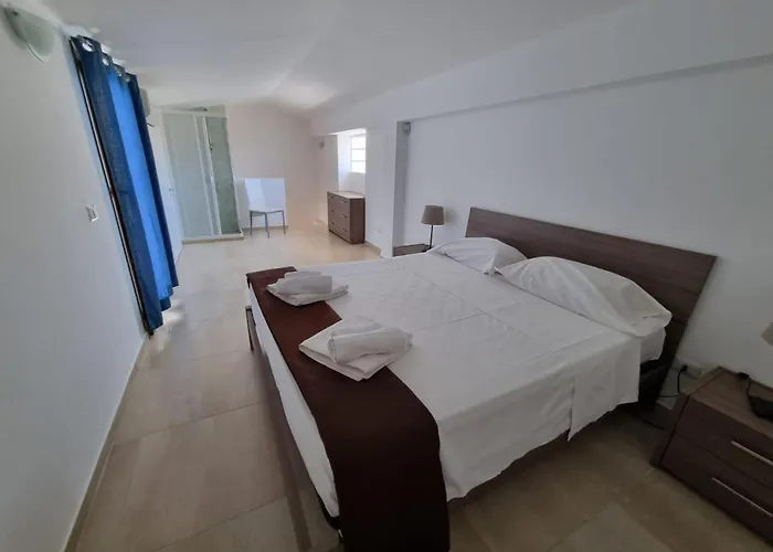 Apartment Wohnung In Punta Secca By Interhome