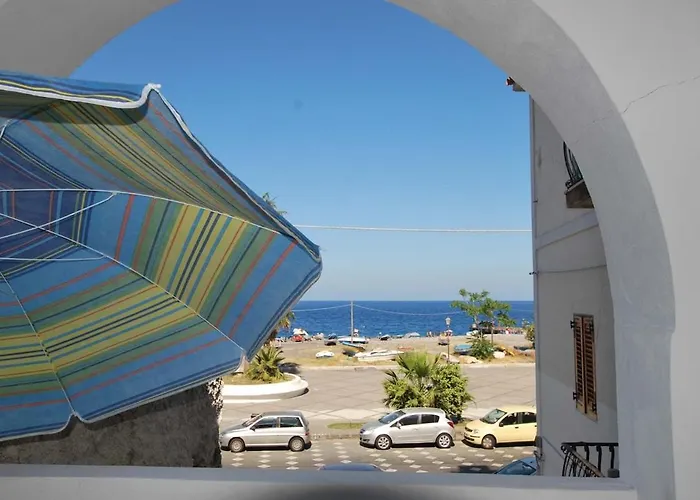 Cannella studio flat Canneto Lipari