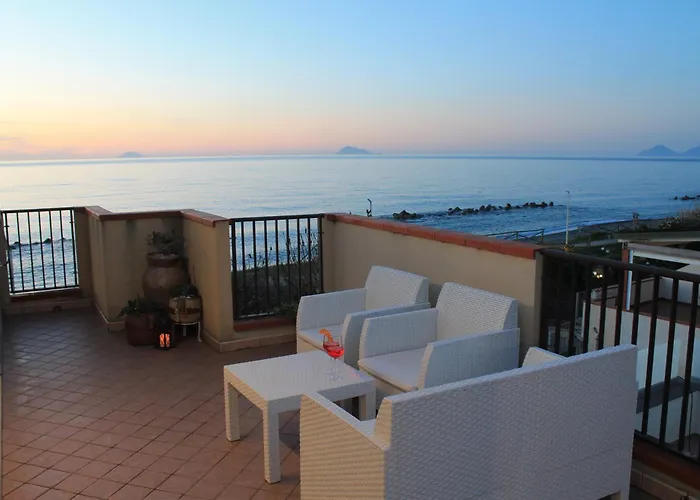 Eolie all'orizzonte
