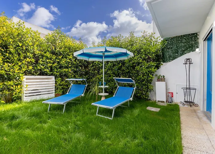 D R Holiday Home