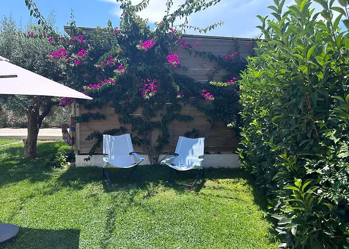 Bougainville House