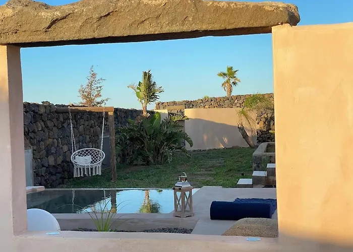 Dammuso Elisir Rosa - Jacuzzi e Giardino Privati