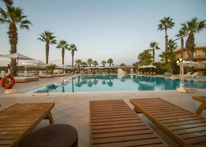 Dioscuri Bay Palace