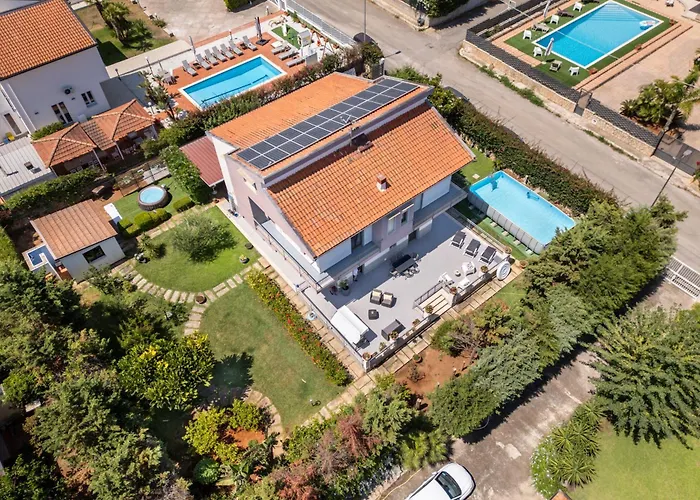 Villa Rosa Holidays - near Cefalù