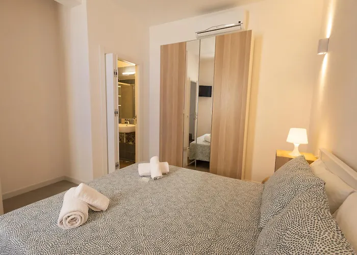 Montebello Room's