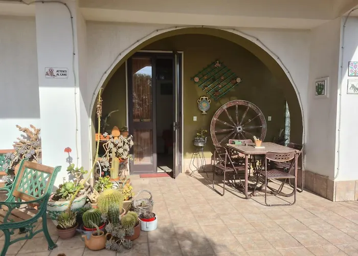 Casa Marchese Etna con Giardino e Piscina a 2 Passi da Nicolosi
