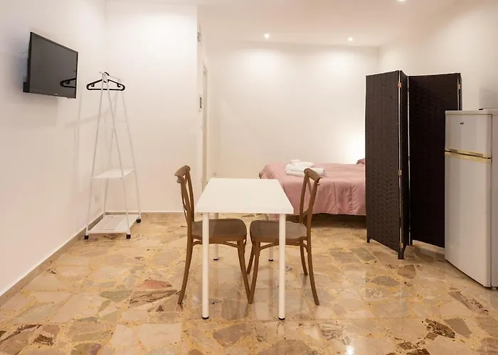 Holiday House Annunziata 1