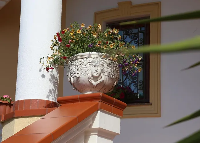 Villa Manno