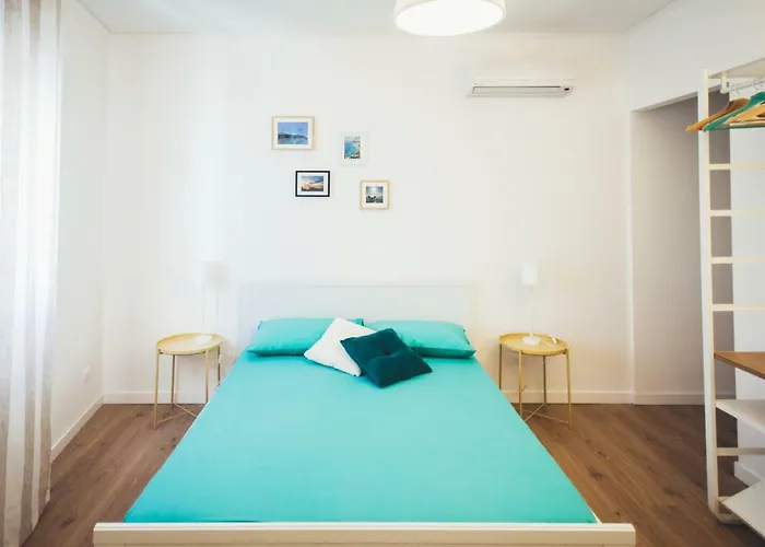 Mondello Beach Rooms - By The Sea