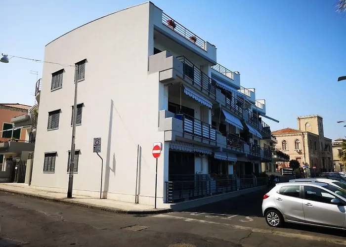 Il Castello di Aci